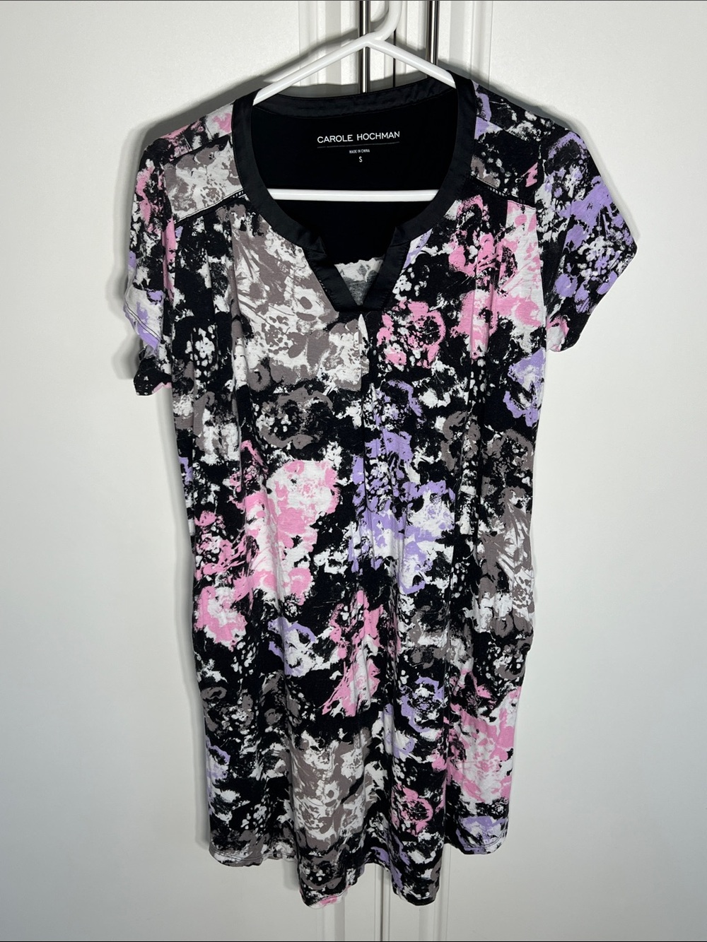 Midnight by Carole Hochman Black Pink & Purple Abstract Floral V-Neck nightgown